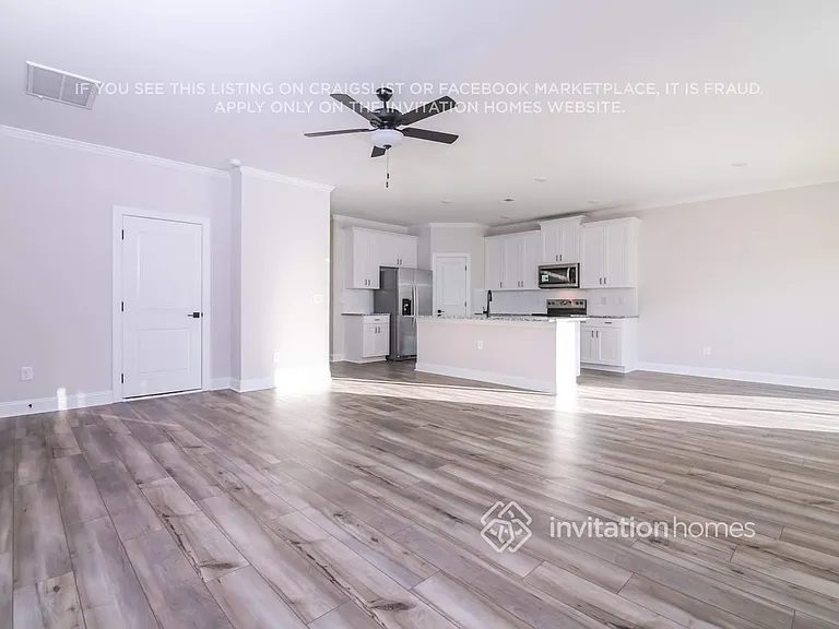 303 Brickwell Way — Photo 5