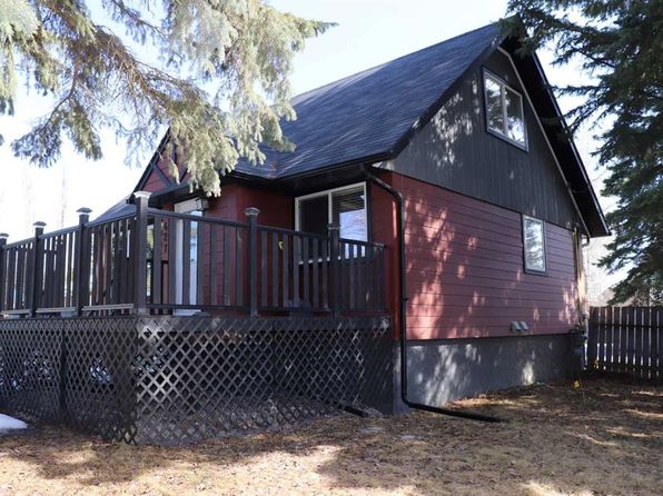 427 W 70th St, Edson, AB T7E 1M8