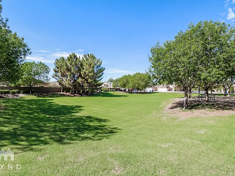16812 W Marshall Ln — Photo 17