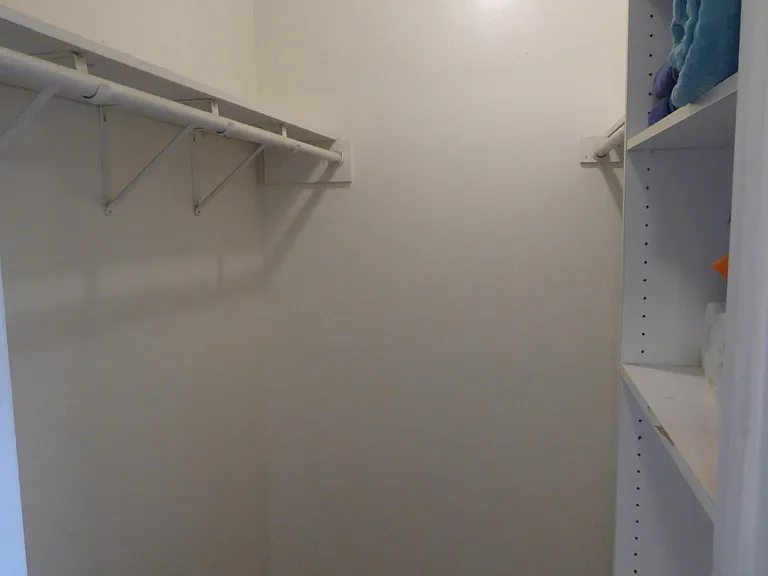 1029 E Irwin Pl #A — Photo 19