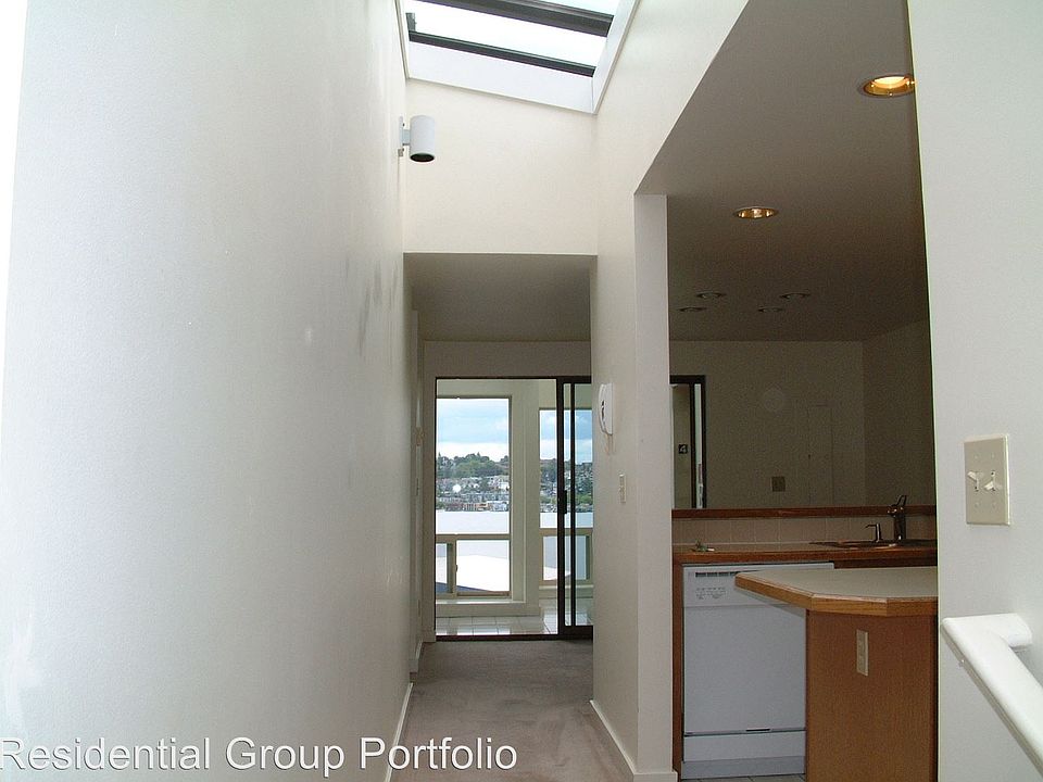 1st image of 2121 Westlake Ave N #21402