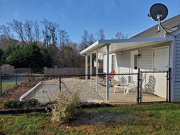2nd image of 101 Lawton Ln