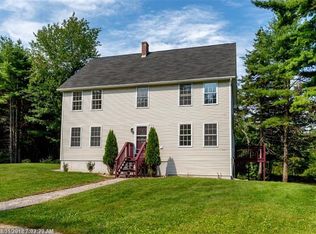 34 Sampsons Way, Bowdoin, ME 04287