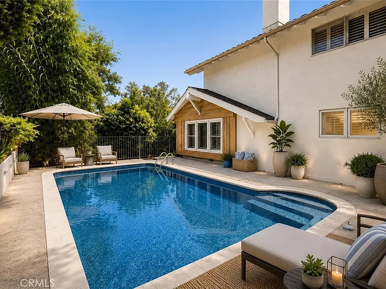 22204 Avenue San Luis — Photo 20