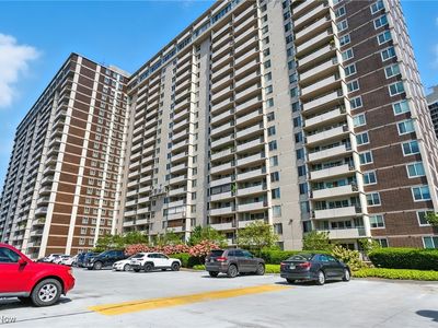 12900 Lake Ave APT 205, Lakewood, OH, 44107