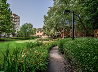 1800 Clairmont Lake Rd, Decatur, GA 30033