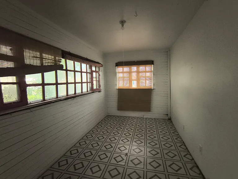 402 E Warner Ave — Photo 4