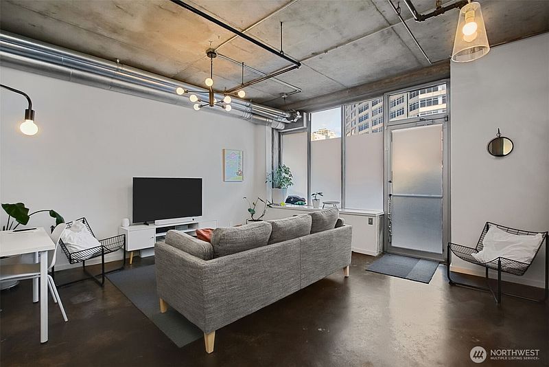 2nd image of 66 Bell Street #4