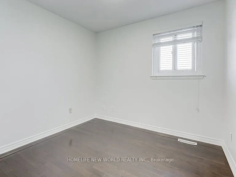 1207 Verhoeven Ct — Photo 8