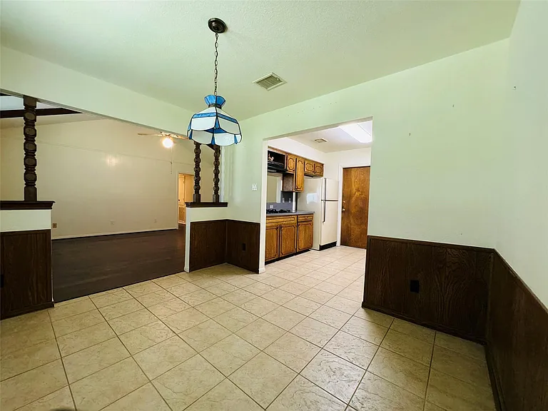 7622 Woodsman Trl — Photo 7