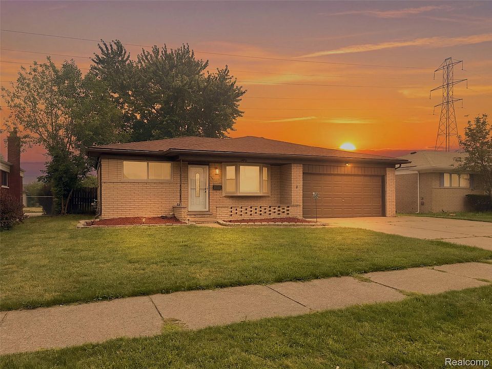1st image of 28423 Flanders Ave