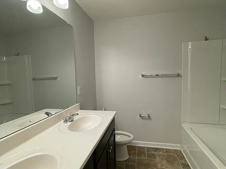 918 Rockleigh Dr — Photo 38