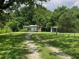 65 Hog Ln, Michie, TN 38357