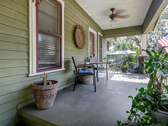 4th image of 1210 E New Orleans Ave