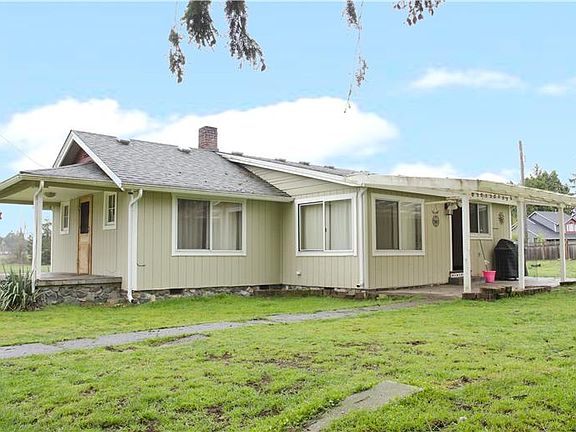2nd image of 3624 232nd St E