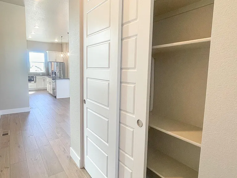 1805 W 166th Ave — Photo 13