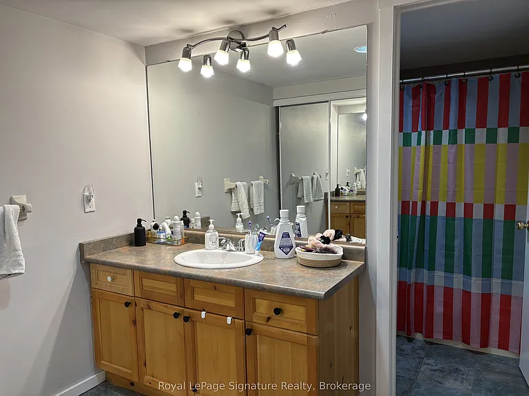 11 Dawson Dr #717 — Photo 19