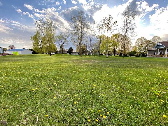 2nd image of Lt2 SERVICE ROAD