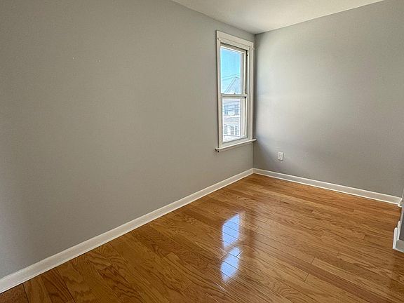5th image of 46 James St Floor 2