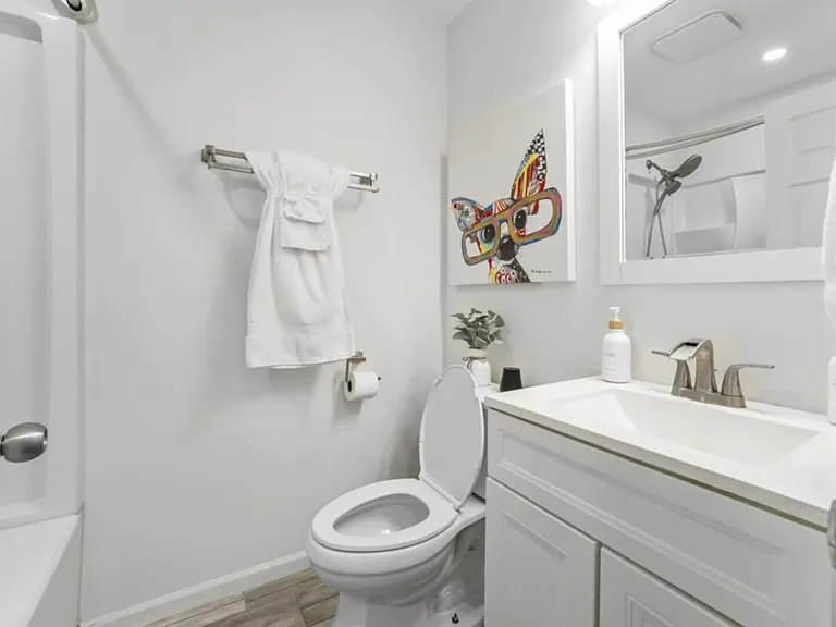 Galewood Dr — Photo 16