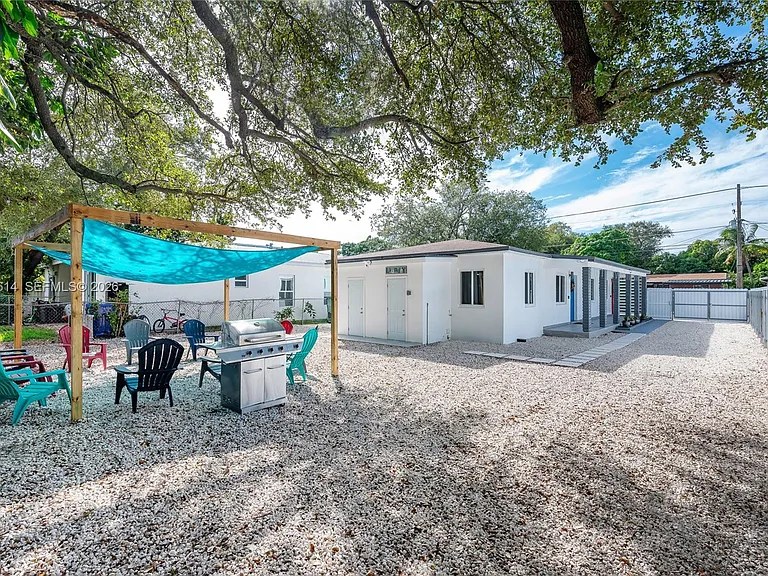 5505 NW 5th Ct #5507 — Photo 22