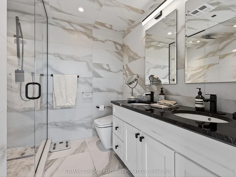 5 Marine Parade Dr #Townhouse 125 — Photo 26