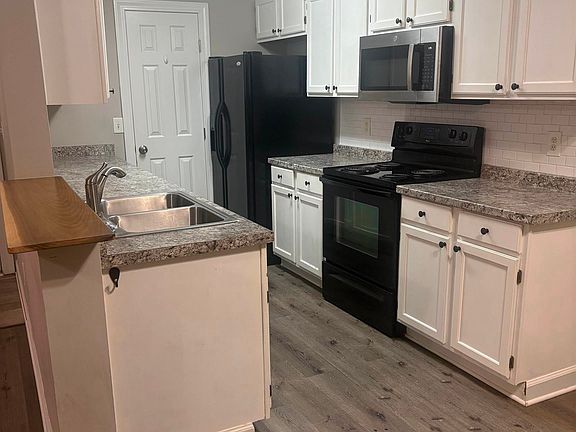 4th image of 4276-C Santolina Way #C