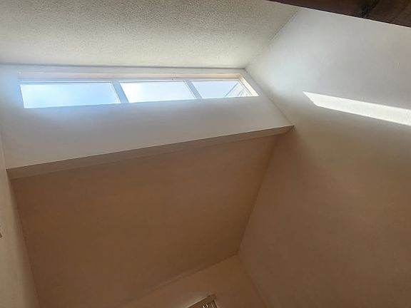 Vaulted ceiling in living area