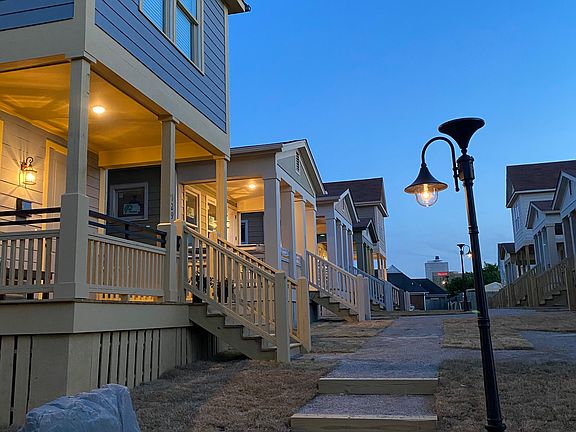 5th image of 601 N 2nd St APT 202