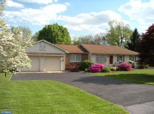 30 Meetinghouse Ln, Coatesville, PA 19320