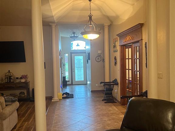 3rd image of 6912 NW Maple Dr