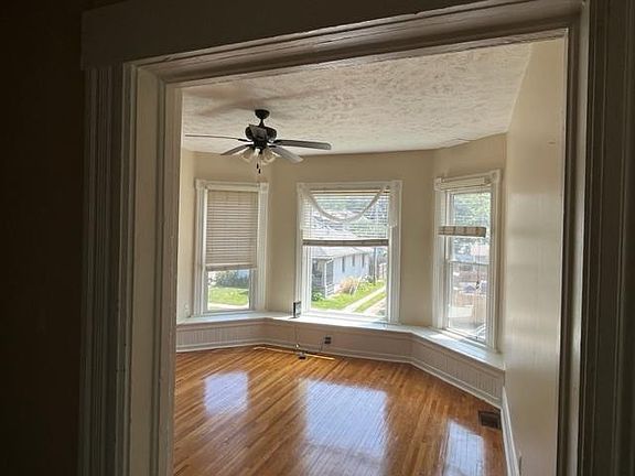 3rd image of 1642 S 22nd St