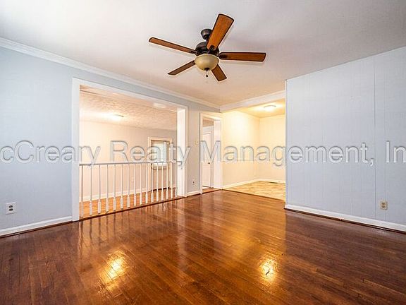 4th image of 519 Lyle Dr SE