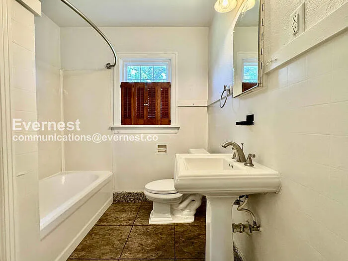 1637 S Indianapolis Ave — Photo 13