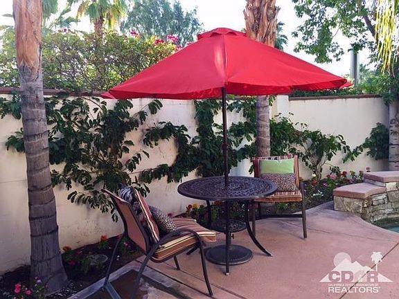 2nd image of 552 N Indian Canyon Dr