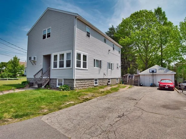 1174 Riverside Ave, Somerset, MA 02726