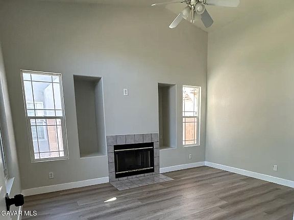 3rd image of 722 E Avenue J6