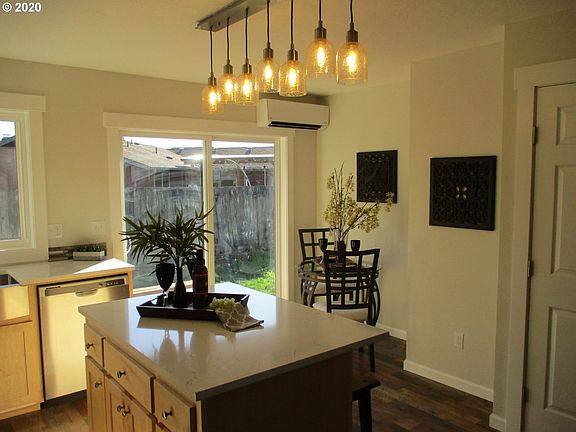 5th image of 3361 Elliot Ln