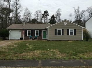 215 Eastlawn Dr, Hampton, VA 23664