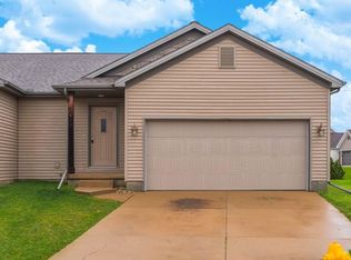 57 Oak Park Rd #0, Bloomington, IL 61701