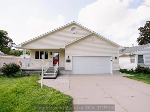 2408 W Louise St, Grand Island, NE 68803