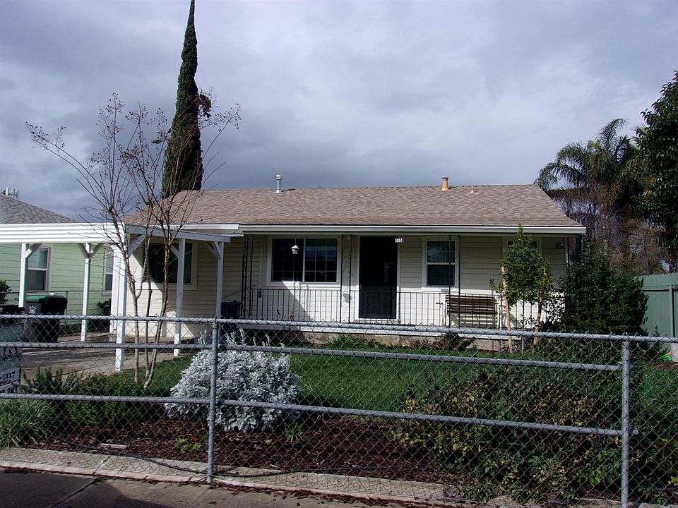 1st image of 1817 Middlefield Ave