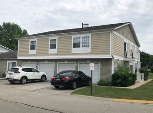 1321 Fall Ct #72D, Wheeling, IL 60090