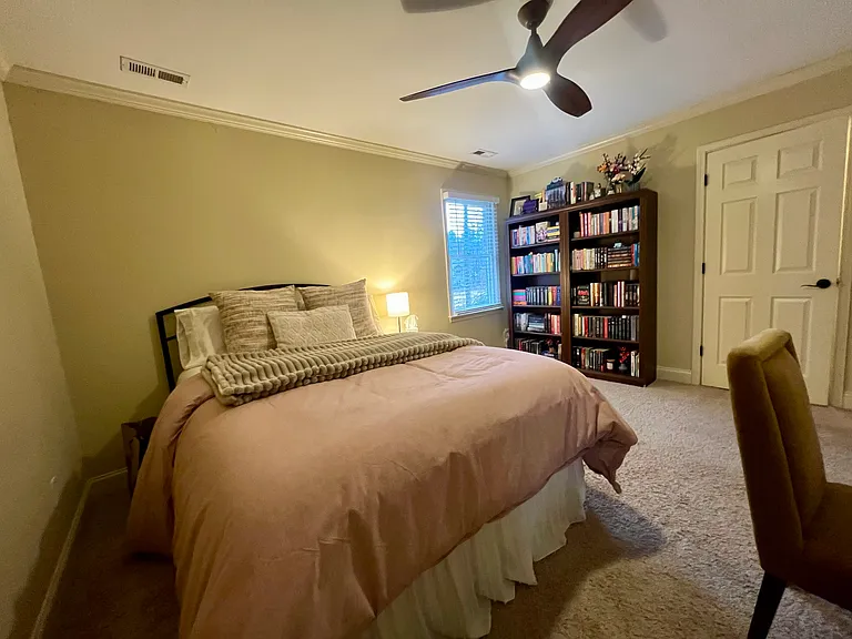710 Powell Dr — Photo 12