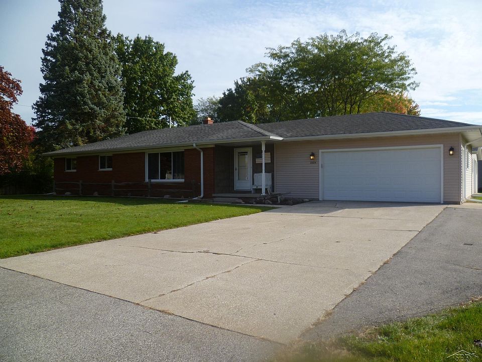 1st image of 2884 Glacier Dr