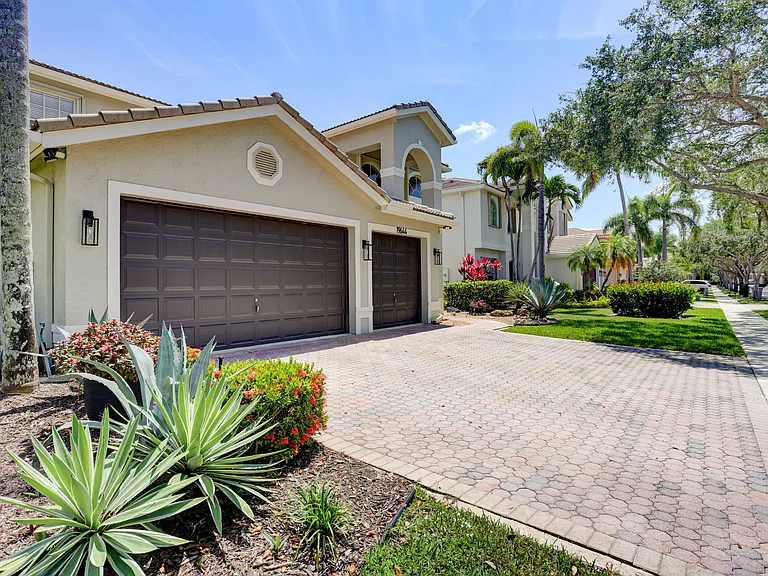 19644 Estuary Dr — Photo 4