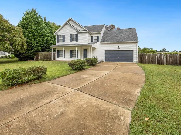 728 W Andrews Xing, Smithfield, VA 23430