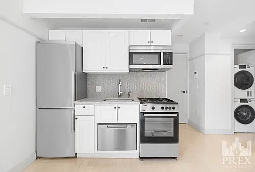 205 Avenue A #5A Photo 1