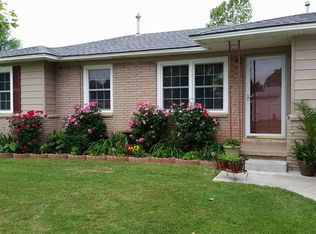 4508 Maple Dr, Sand Springs, OK 74063