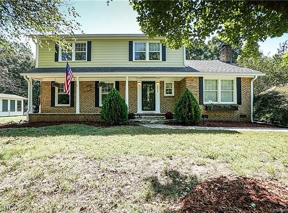 2nd image of 6935 Abbotswood Dr